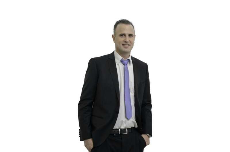 עו"ד ניר יסלוביץ